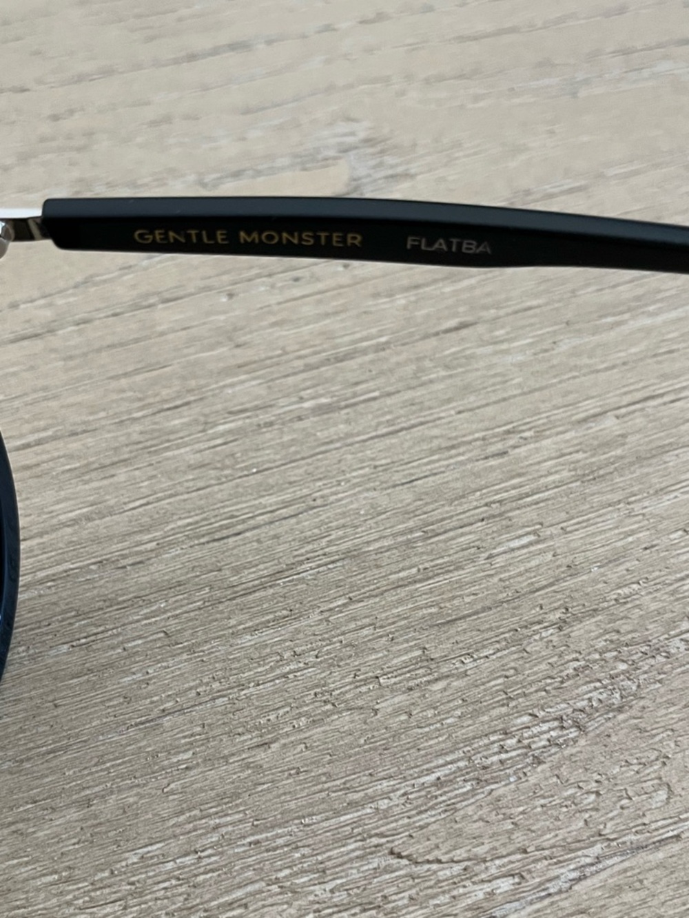 Gentle Monster Sunglasses East Moon 01 - Picture 5 of 7